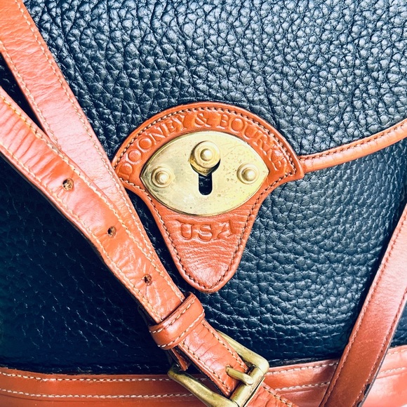 VINTAGE DOONEY & BOURKE CAVALRY SPECTATOR NAVY TAN ALW CROSSBODY - Picture 8 of 13